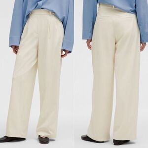 Lululemon Daydrift High-Rise Trousers in Light Ivory